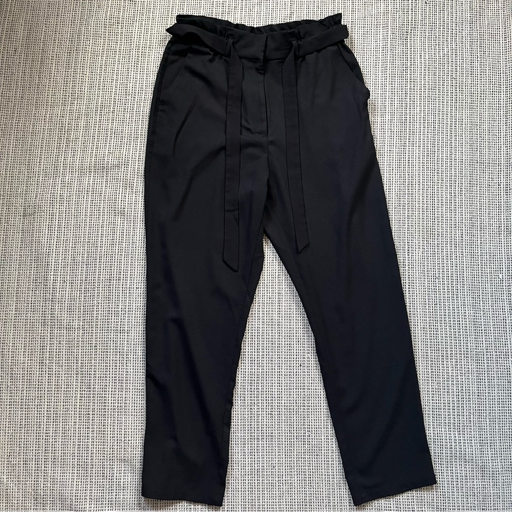 H&M Black Paperbag Pant Size 10
